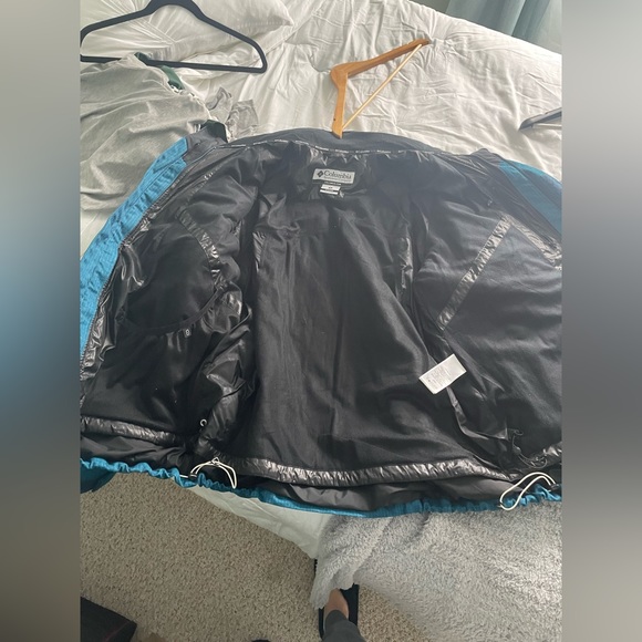 Columbia Jacket (Outer shell and Down insert) - Picture 9 of 14